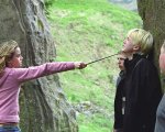 Harry Potter: Tom Felton convide un video dal set in cui sfida Emma Watson