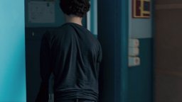 L'età Giovane - Trailer Italiano