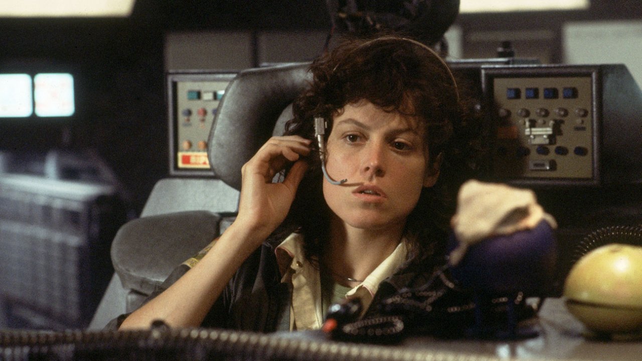Sigourney Weaver in una scena di Alien di Ridley Scott