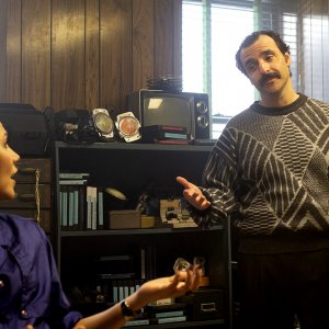 The Deuce: Maggie Gyllenhaal in un'immagine della terza stagione