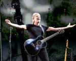 Roger Waters: Us + Them, la recensione: resta umano o muori