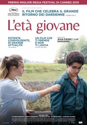 Locandina di L'età giovane