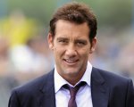 La storia di Lisey: Clive Owen affianca Julianne Moore nella serie Apple