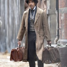 The Personal History of David Copperfield: una scena con Dev Patel