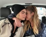 Cara Delevingne sulla fidanzata Ashley Benson: 'Sono la donna più fortunata del mondo'