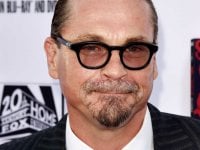 Kurt Sutter licenziato dalla produzione di Mayans MC perché è un 'cog...ne abrasivo'