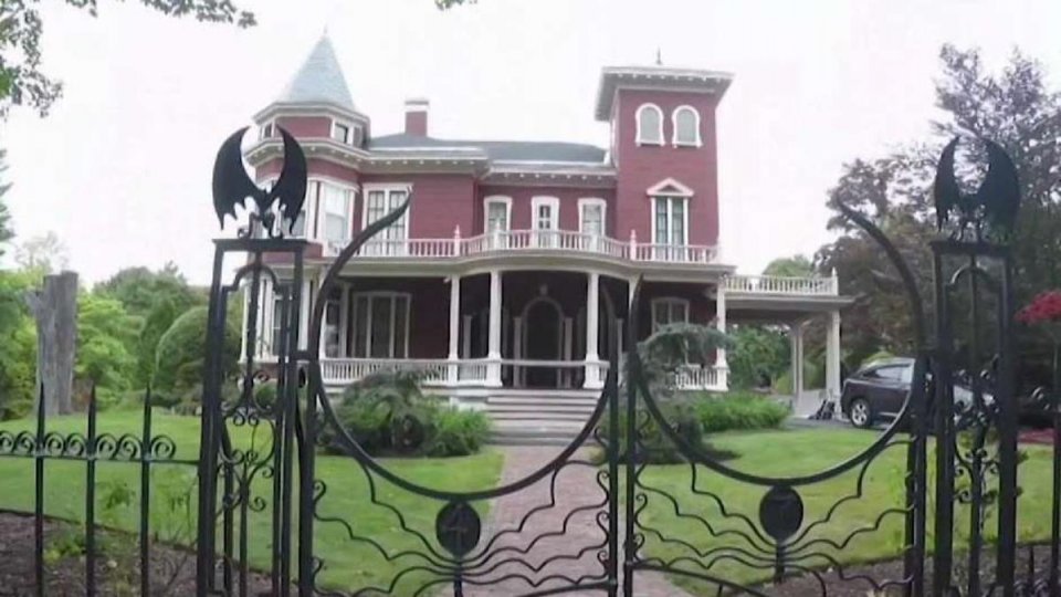 Istephen King Home