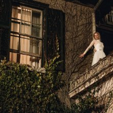 Finchè morte non ci separi: Samara Weaving in una sequenza