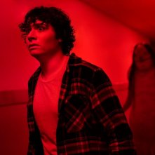 Scary Stories to Tell in the Dark: Austin Zajur in una scena del film