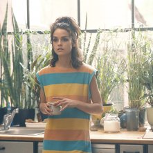 Vicino all'orizzonte: Luise Befort in  una scena del film