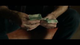 Gli Uomini D'oro - Clip 'Tu Hai Proprio Bisogno Di Un Capo'