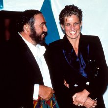Pavarotti: Pavarotti e Lady Diana in una scena del documentario