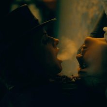 Doctor Sleep: Rebecca Ferguson con Emily Alyn Lind in una scena del film