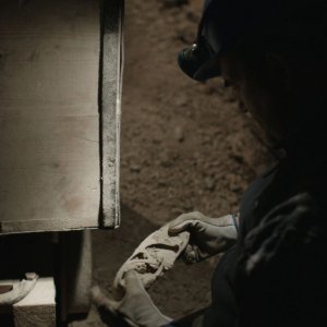 Il segreto della miniera: Leon Lucev in un'immagine del film