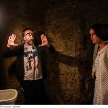 L'uomo del Labirinto: Donato Carrisi e Valetina Bellè sul set