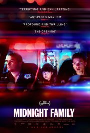Locandina di Midnight Family