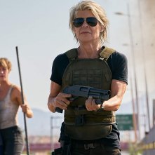 Terminator: Destino Oscuro, Linda Hamilton, Mackenzie Davis e Natali Reyes durante  una scena del film
