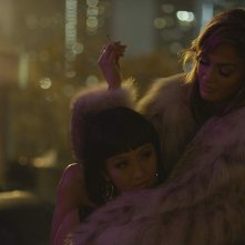 Le ragazze di Wall Street - Business I$ Business: una scena con Jennifer Lopez e Constance Wu