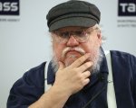Il trono di spade: George R.R. Martin promette di finire il nuovo romanzo prima di scrivere il prequel tv