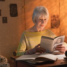 #AnneFrank - Vite Parallele: Helen Mirren in una scena del film