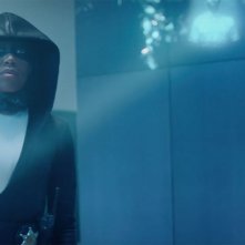 Watchmen: Sister Night in una sequenza dell'episodio 1x04