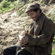 Aspromonte, la terra degli ultimi: Marcello Fonte in una scena del film