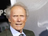 Clint Eastwood rifiuta di lasciare gli studi di Burbank nonostante gli incendi, 'C'è del lavoro da fare'