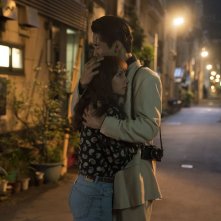 Dove la terra trema: Alicia Vindaker e Naoki Kobayashi in una scena del film