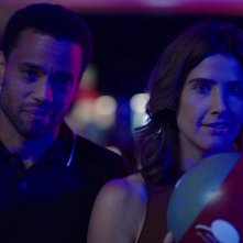 Stumptown: Cobie Smulders e Michael Ealy in una scena della serie