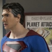 Crisi sulle Terre Infinite: Brandon Routh in una foto del crossover