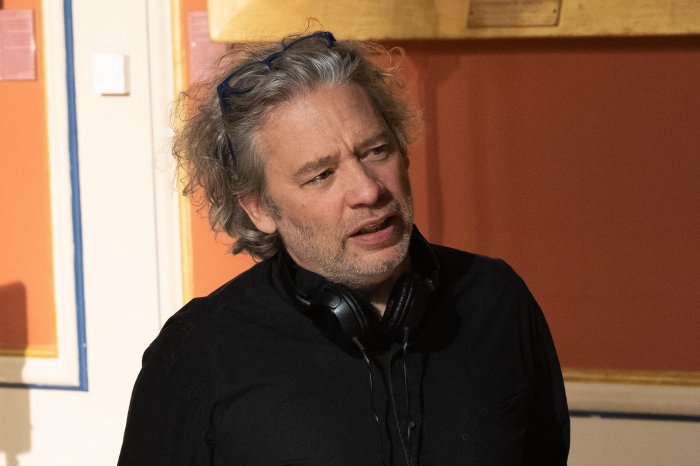 Dexter Fletcher torna alla regia con Renfield, film ideato da Robert Kirkman
