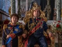 Cetto c'è senzadubbiamente, la recensione: La Monarchia, la minchiata giusta al momento giusto