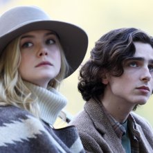 Un giorno di pioggia a New York: Elle Fanning, Timothée Chalamet in una scena del film