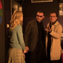 Un giorno di pioggia a New York: Jude Law, Liev Schreiber, Elle Fanning in una scena del film
