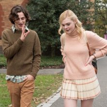 Un giorno di pioggia a New York: Elle Fanning, Timothée Chalamet durante una scena del film
