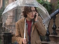 Un giorno di pioggia a New York, la recensione: Woody Allen tra sogno, nostalgia e romanticismo