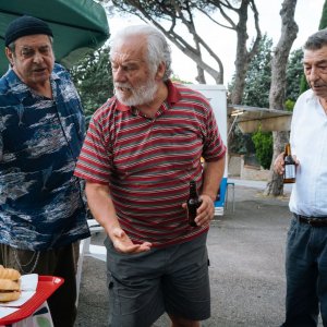 Lontano lontano: Giorgio Colangeli, Ennio Fantastichini e Gianni Di Gregori durante una scena del film