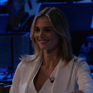 Francesca Fialdini durante il programma Adrian la serie