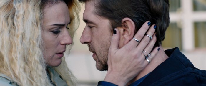 A Tor Bella Monaca non piove mai, Antonia Liskova e Giorgio Colangeli: “È un film sul pregiudizio”
