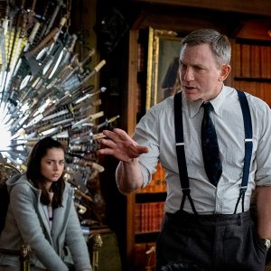 Cena con delitto - Knives Out: Daniel Craig e Ana De Armas in  una scena del film