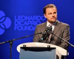 Leonardo DiCaprio accusato di aver finanziato gli incendi in Amazzonia da Bolsonaro