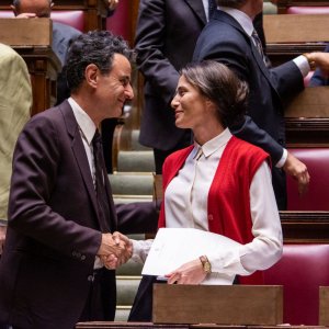 Storia di Nilde: Anna Foglietta e Vincenzo Amato in  una scena del film