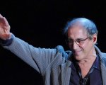 Adrian: Adriano Celentano riceve il Tapiro d'oro di Striscia la Notizia per il flop