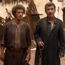 Il primo Natale: Salvatore Ficarra e Valentino Picone in una sequenza