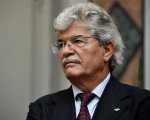 Le Iene, lo scherzo ad Antonio Razzi è sadico, l'ex senatore resta 'senza parole'