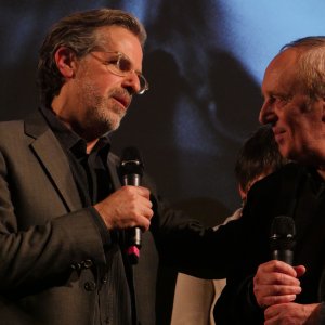 Dario Argento consegna il premio Chandler a Jonathan Lethem al Noir in Festival 2019