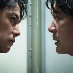 Il terzo omicidio: Masaharu Fukuyama e Koji Yakusho in un momento del film