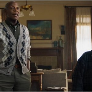Jumanji - The Next Level: Danny DeVito e Danny Glover  in una scena del film