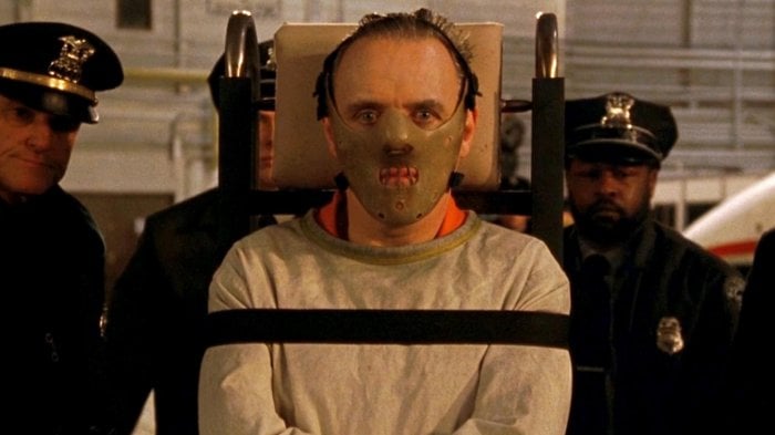 Anthony Hopkins smentisce i litigi con Jodie Foster sul set de Il silenzio degli innocenti? 'Tutte stronzate'