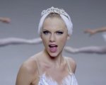Taylor Swift, quattro nuove specie di insetti prendono il nome da lei: c’entra anche il suo look